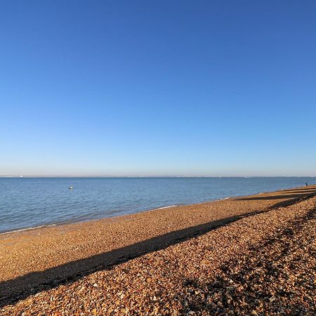 High Tide Villa Cowes  Dış mekan fotoğraf