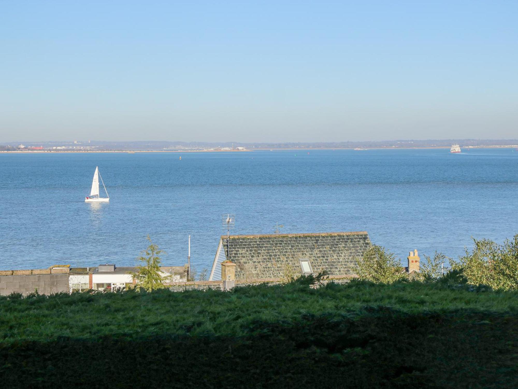High Tide Villa Cowes  Dış mekan fotoğraf